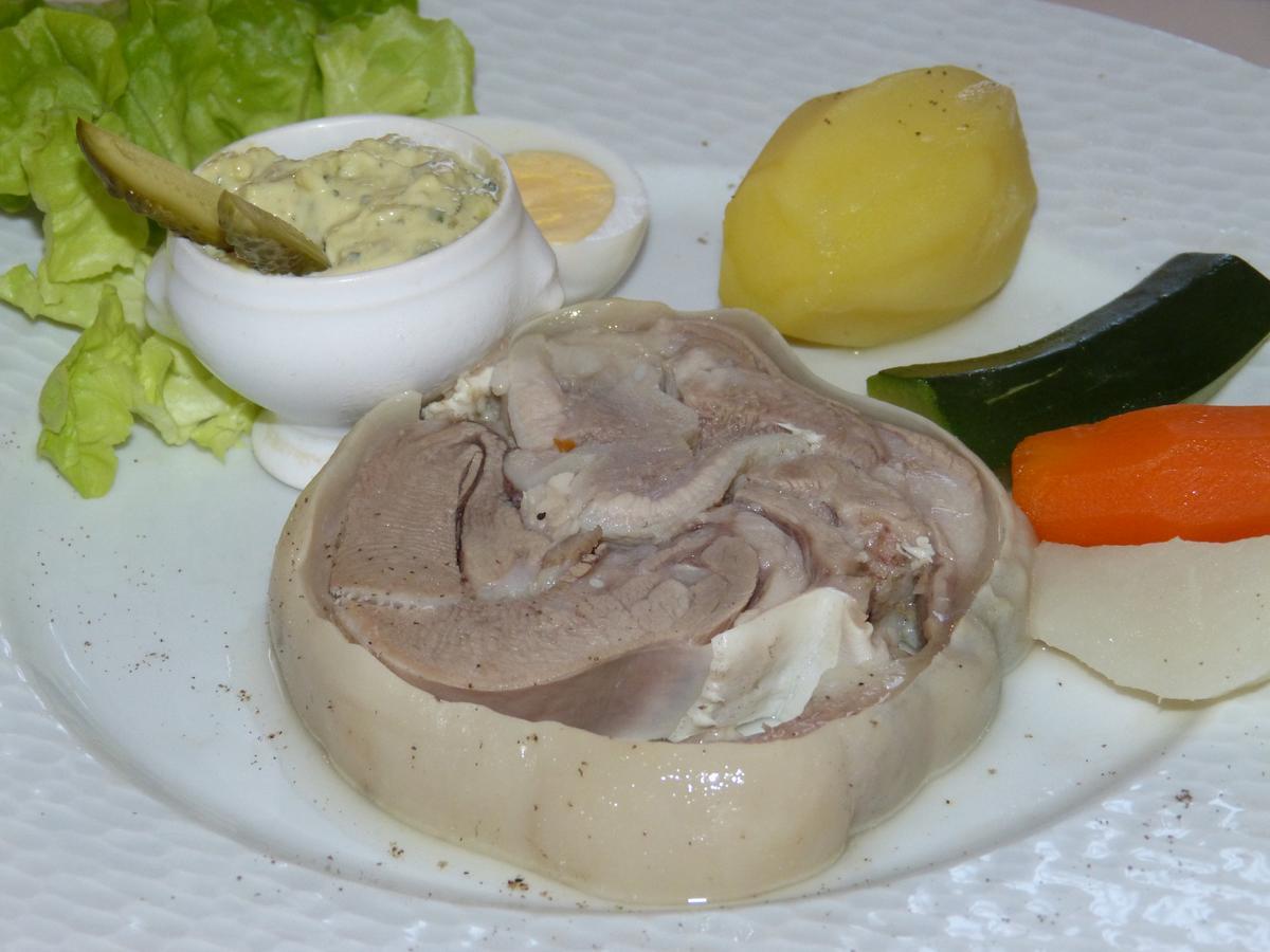 Hotel Restaurant "Le Relais" Courtenay  Bagian luar foto